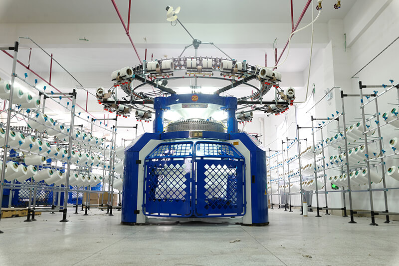 Circular knitting machine